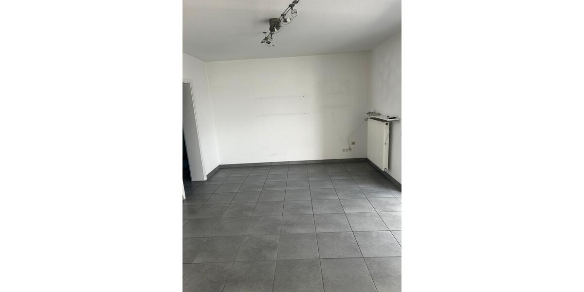 Erdgeschoßwohnung Marktheidenfeld - 4 Zimmer, 107 m&sup2;, 1.080&euro; | Angebot:25609658