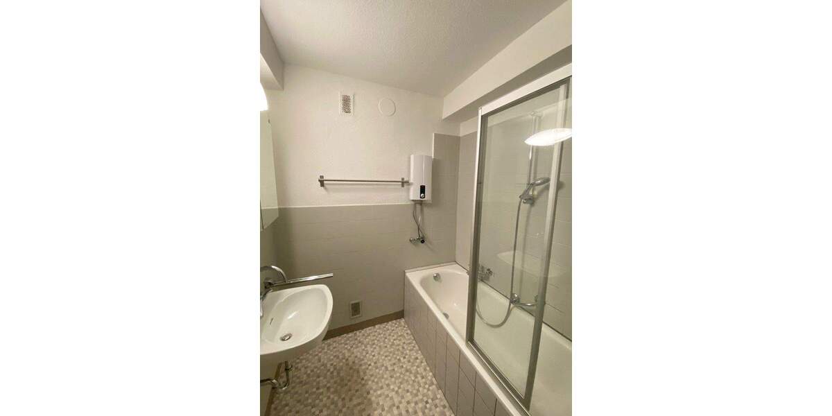 Gepflegte 3 ZKB mit Balkon in Stadennähe 3 zimmer