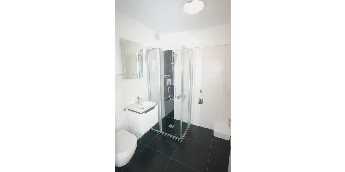 Etagenwohnung Mainz Laubenheim - 4 Zimmer, 136 m&sup2;, 2.100&euro; | Angebot:25993423