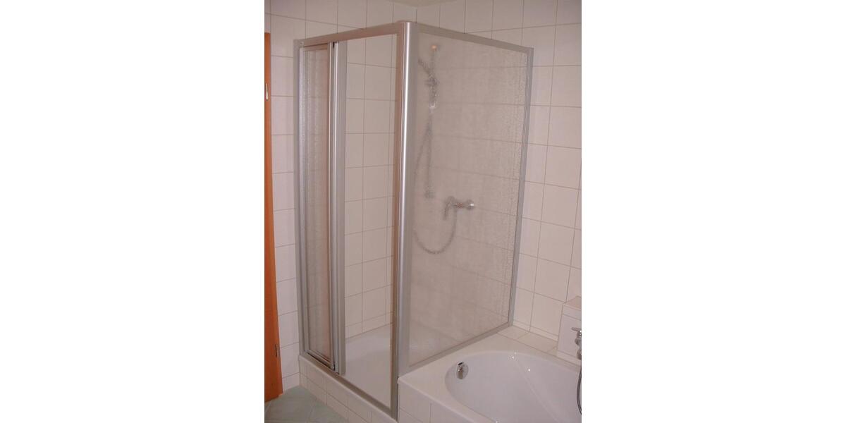 Sanierte Altbauwhg. 3,5 Zi. 113qm, besonderer Flair, Balkon, 1.OG 3.5 zimmer