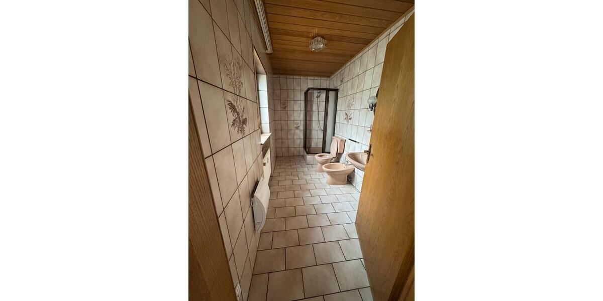 Etagenwohnung Weilburg - 5 Zimmer, 155 m&sup2;, 1.600&euro; | Angebot:26551690