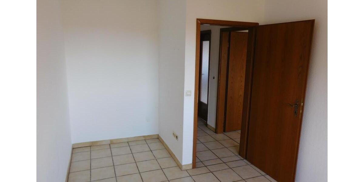 Dachgeschoßwohnung Wagenfeld - 6 Zimmer, 180 m&sup2;, 950&euro; | Angebot:24612960