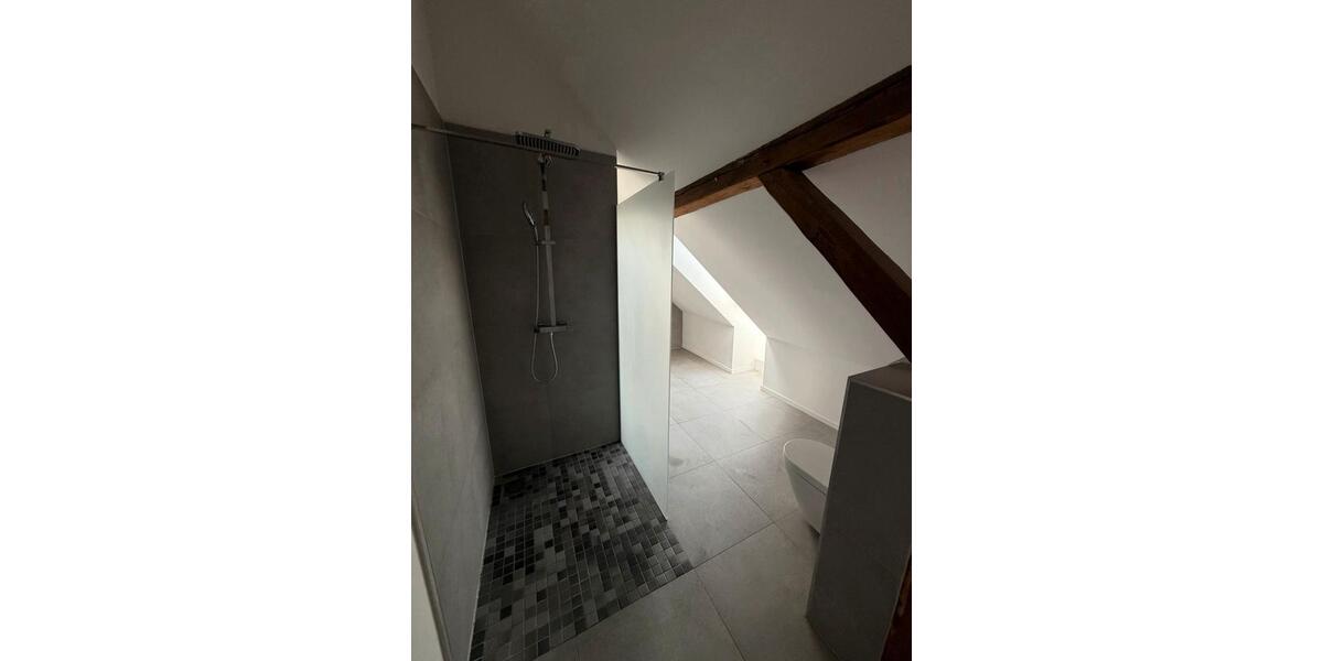 Dachgeschoßwohnung Süpplingen - 5 Zimmer, 163 m&sup2;, 1.100&euro; | Angebot:26023127