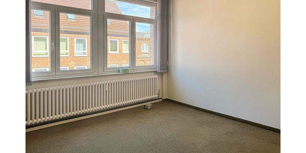 Gewerbeobjekt Kiel Exerzierplatz - 1 Zimmer, 245 m&sup2;, 3.400&euro; | Angebot:25666599