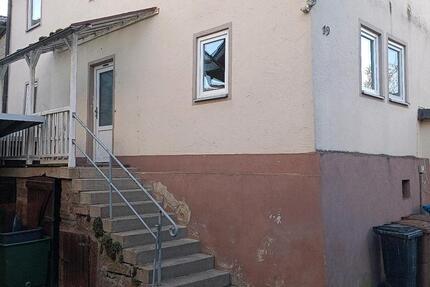 Haus Hammelburg - 9 Zimmer, 113 m&sup2;, 650&euro; | Angebot:26432102