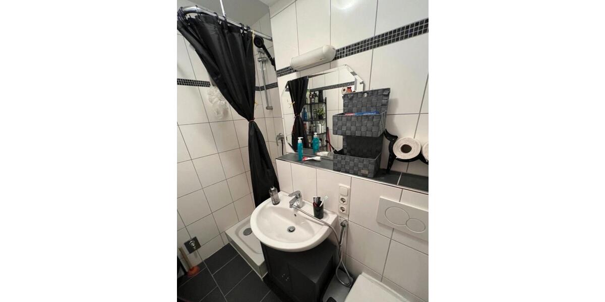 Etagenwohnung Trier Feyen-Weismark - 2 Zimmer, 111 m&sup2;, 470&euro; | Angebot:26592181