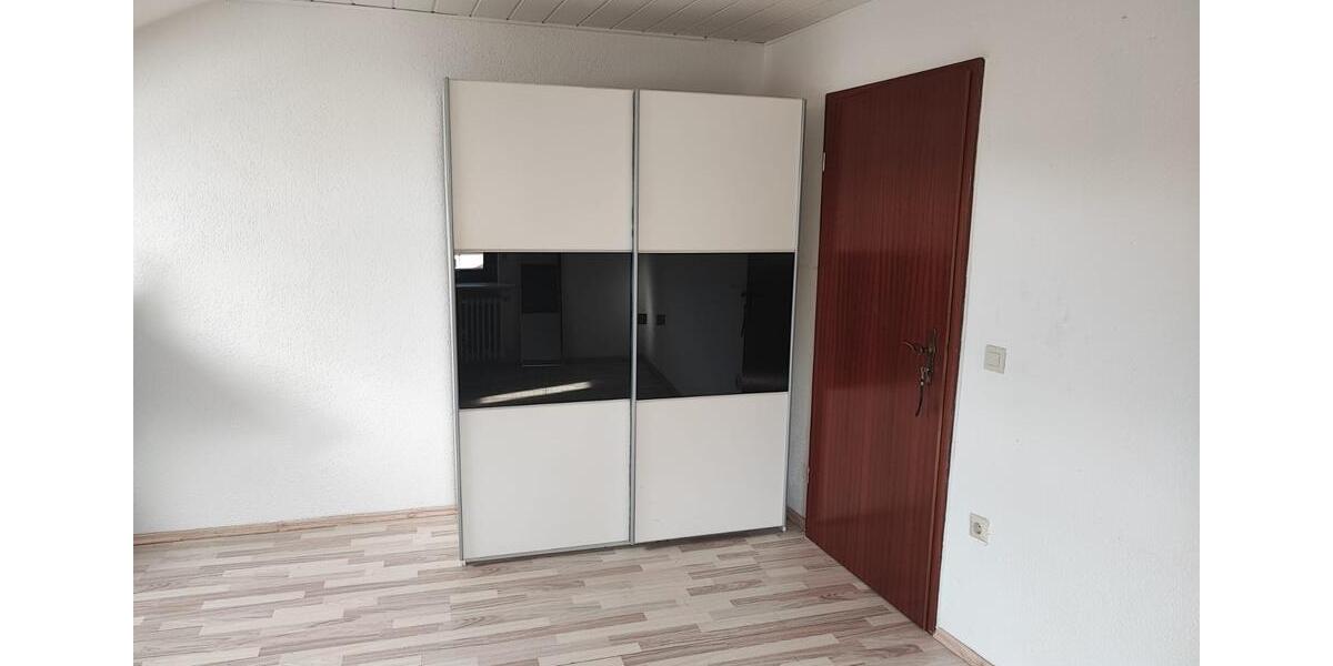 Dachgeschoßwohnung Lampertheim - 1 Zimmer, 44 m&sup2;, 640&euro; | Angebot:25590676