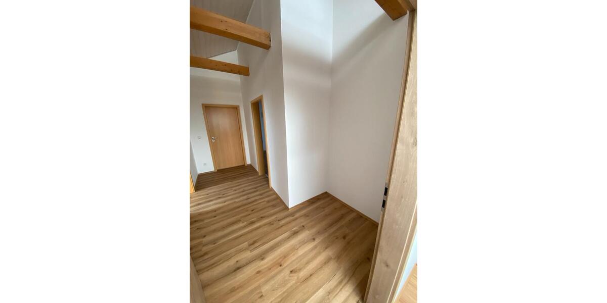 Dachgeschoßwohnung Vorbach - 2.5 Zimmer, 113 m&sup2;, 810&euro; | Angebot:24658415