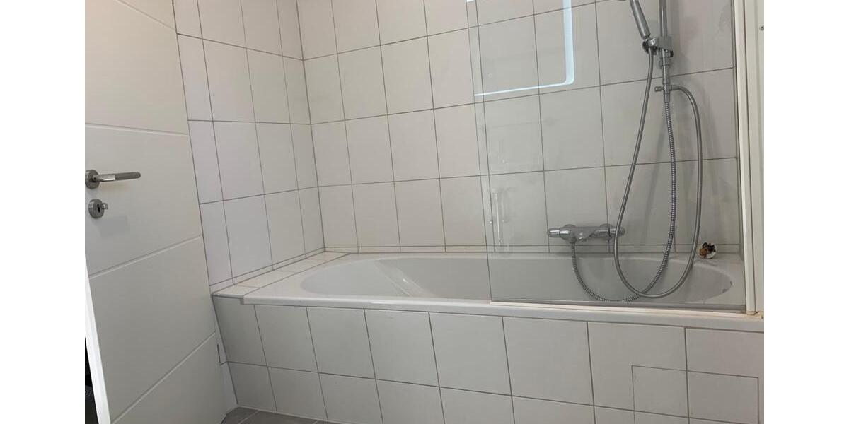 Doppelhaushälfte Tutzing - 5 Zimmer, 141 m&sup2;, 2.190&euro; | Angebot:24660608