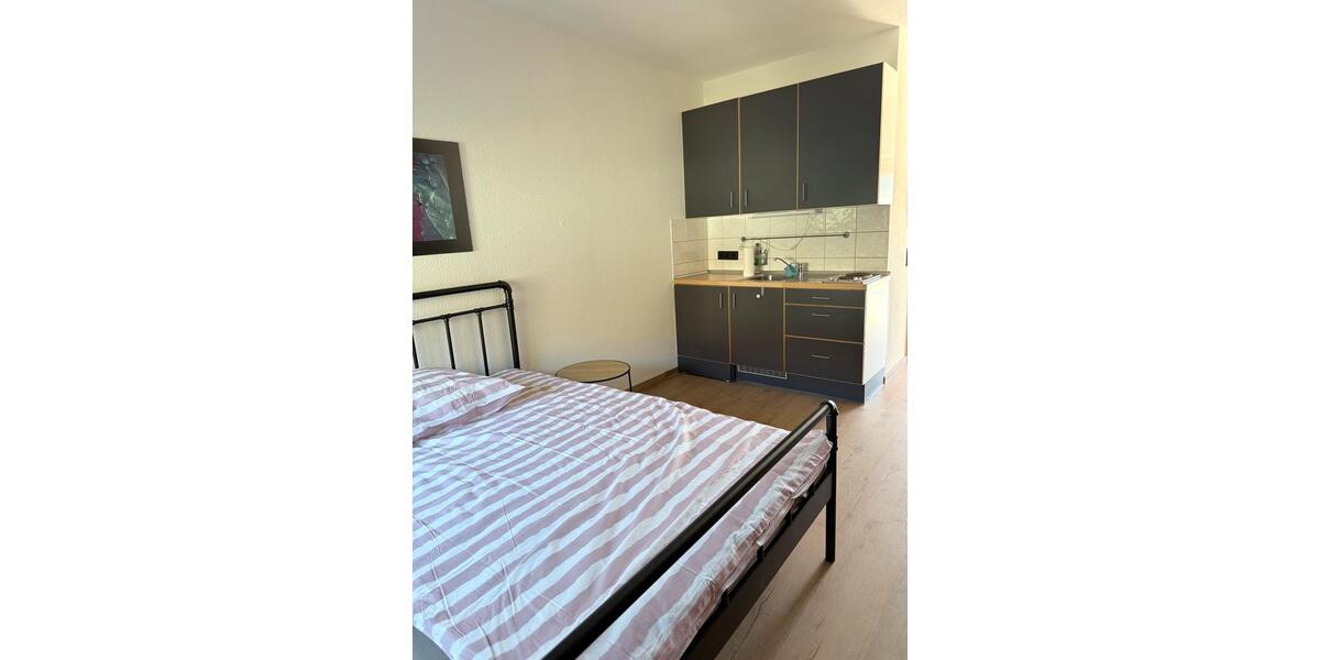 Etagenwohnung Jena - 1 Zimmer, 23 m&sup2;, 700&euro; | Angebot:26373705