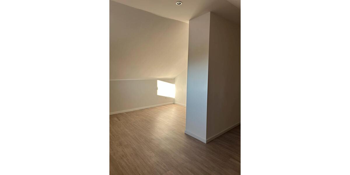 Moderne Wohnung in Lage - Pottenhaus auf zwei Etagen 3 zimmer