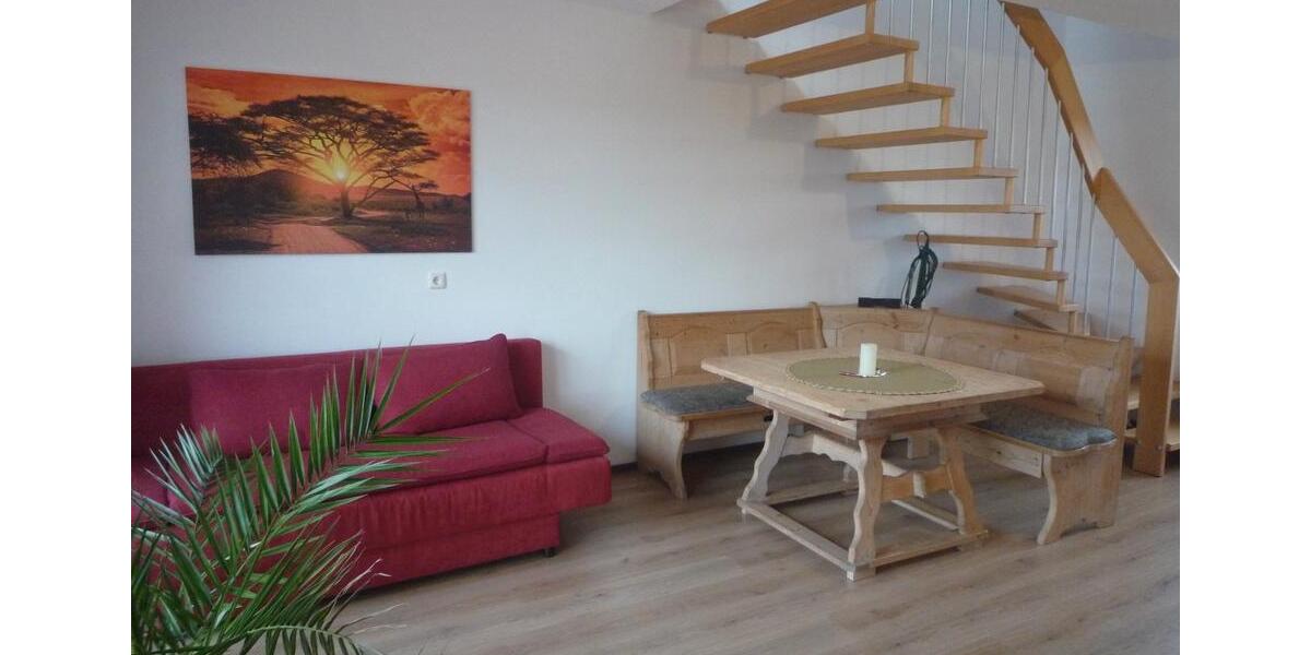 Etagenwohnung Adlkofen - 4 Zimmer, 65 m&sup2;, 300&euro; | Angebot:26120696