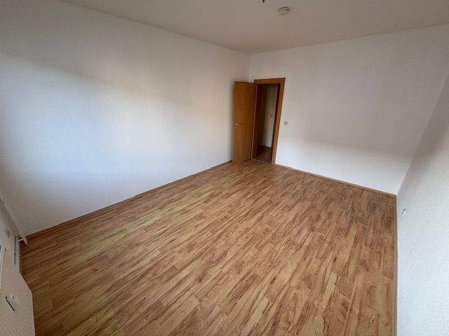 Etagenwohnung Wermsdorf - 2 Zimmer, 55 m&sup2;, 359&euro; | Angebot:24636156