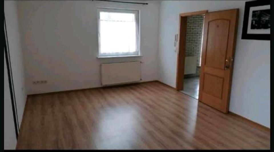 Etagenwohnung Kirchen (Sieg) - 1 Zimmer, 40 m&sup2;, 400&euro; | Angebot:24548690