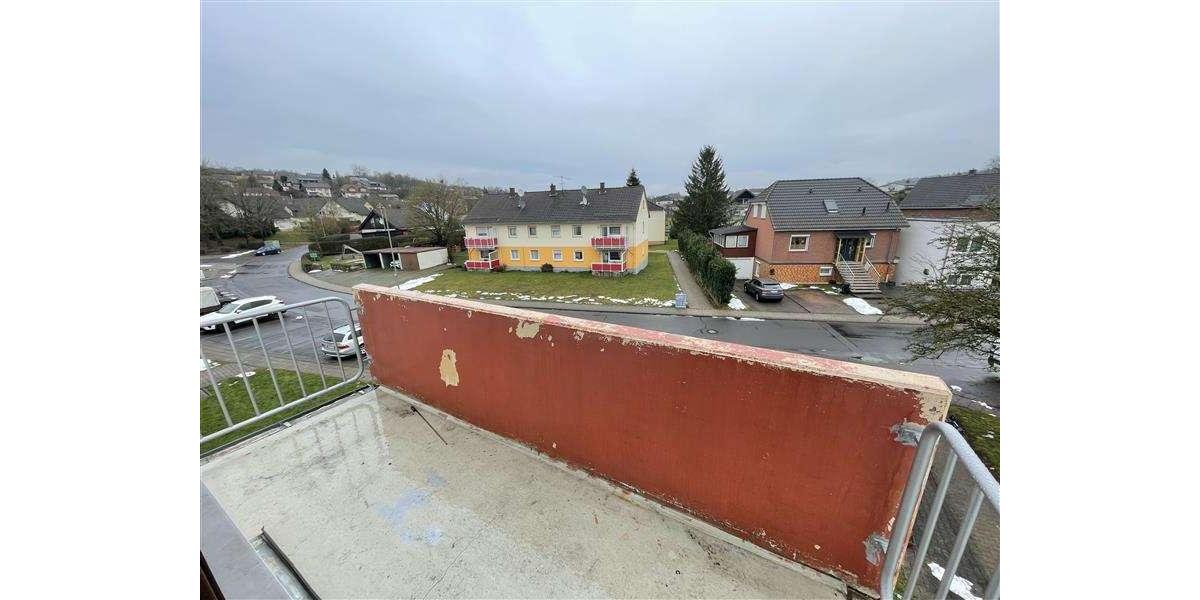 Etagenwohnung Birkenfeld - 3 Zimmer, 85 m&sup2;, 600&euro; | Angebot:25717746