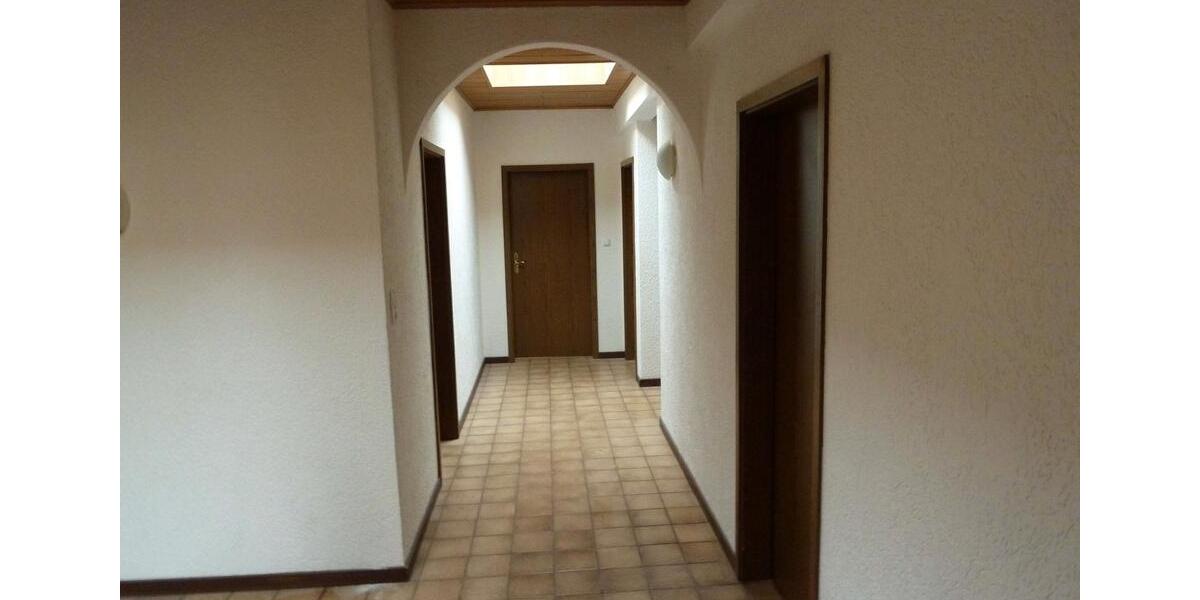 Etagenwohnung Nentershausen - 1 Zimmer, 78 m&sup2;, 288&euro; | Angebot:26261580