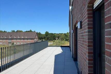 WOW, die Aussicht - Moderne Wohnung mit Dachterrasse direkt am Fliegerhorst! 3 zimmer