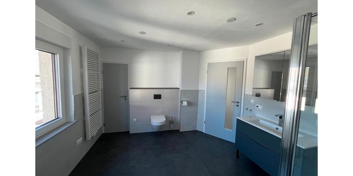 Einfamilienhaus Wildeck - 10 Zimmer, 105 m&sup2;, 1.000&euro; | Angebot:26701143