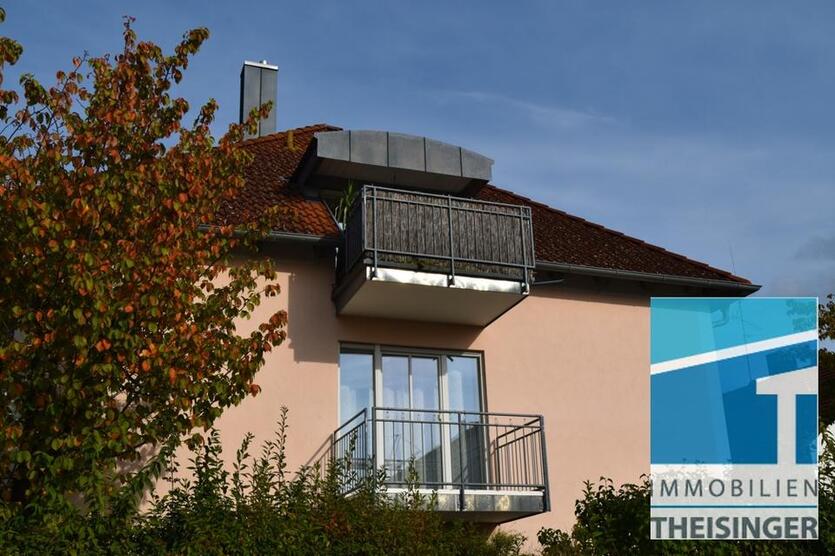 Sehr schöne 2 Zimmer-Wohnung in Ingolstadt-Haunwöhr im Dachgeschoß mit freier Sicht