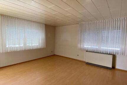 Gepflegte 3-Zi.-Erdgeschosswohnung im Herzen von Forst 3 zimmer