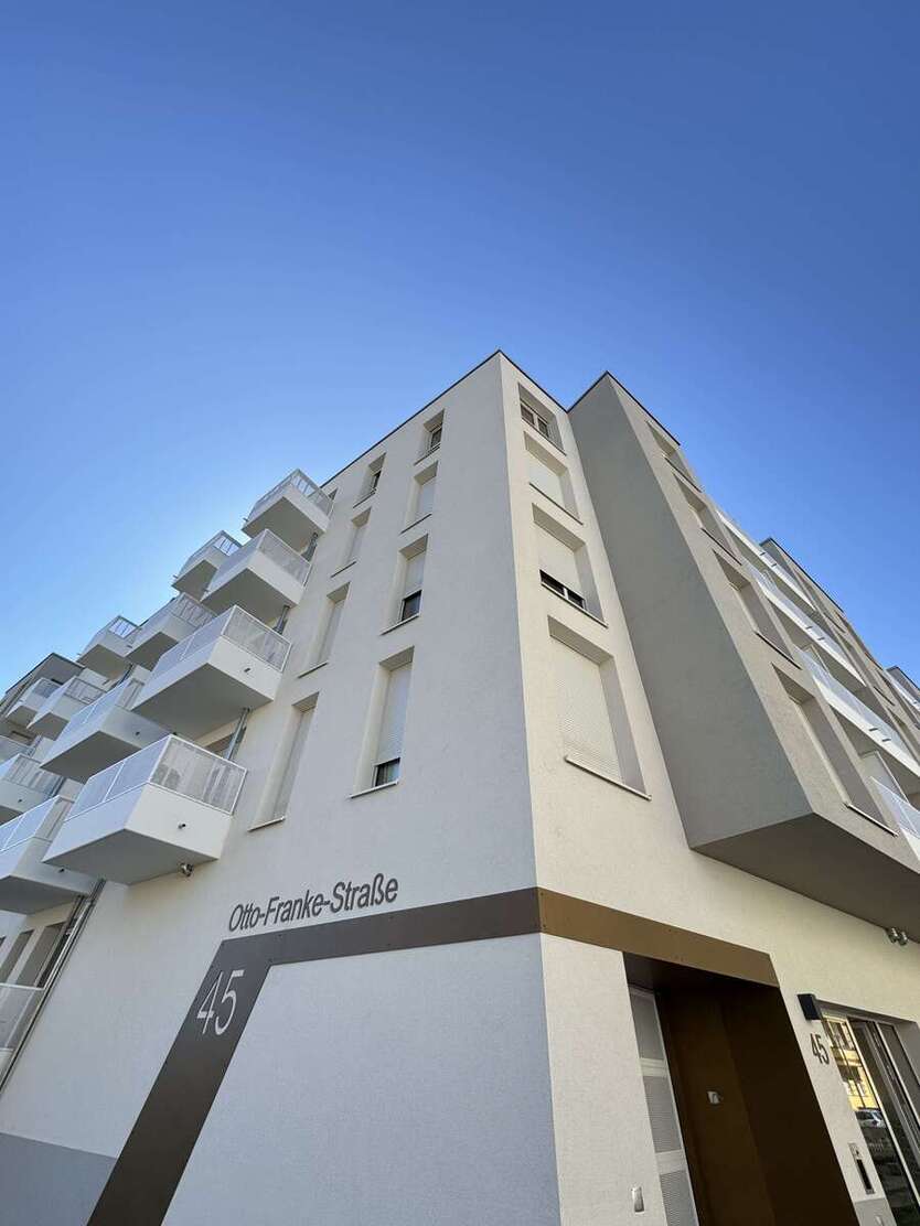 Wohnung zum Mieten in Berlin 546,53 € 24.29 m² 1 zimmer