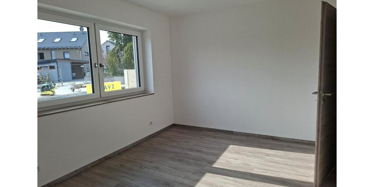Erdgeschoßwohnung Allersberg Eismannsdorf - 2 Zimmer, 69 m&sup2;, 885&euro; | Angebot:25905389