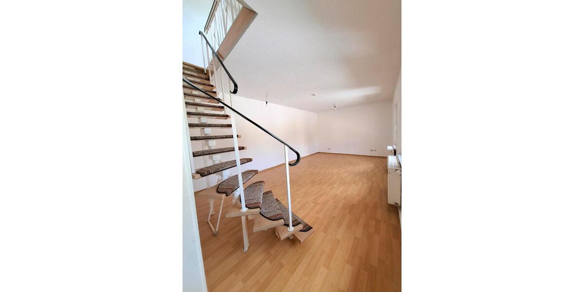 Maisonettenwohnung Döbeln - 2 Zimmer, 53 m&sup2;, 261&euro; | Angebot:26503110