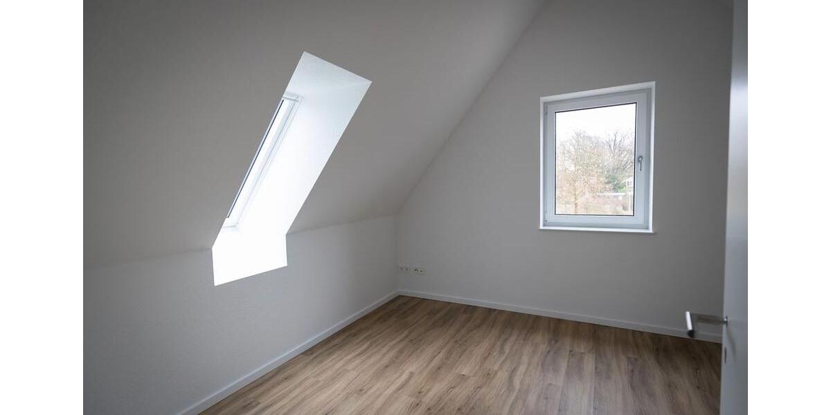 Reihenhaus Edewecht - 6 Zimmer, 122 m&sup2;, 1.710&euro; | Angebot:23857364