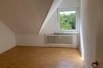 Dachgeschoßwohnung Mülheim an der Ruhr Menden-Holthausen - 2 Zimmer, 52 m&sup2;, 380&euro; | Angebot:26696765