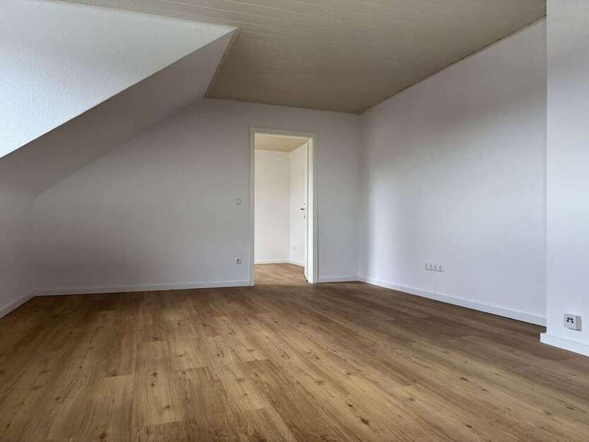 Wohnung zum Mieten in Solingen 765 € 85 m²