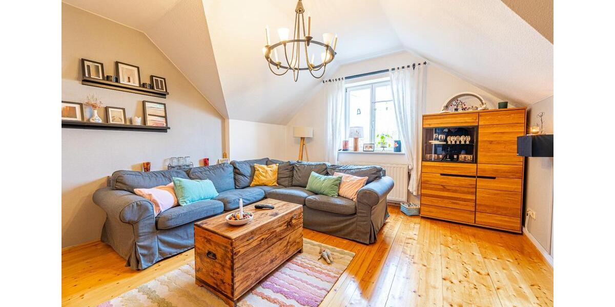 Dachgeschoßwohnung Quedlinburg - 3 Zimmer, 83 m&sup2;, 630&euro; | Angebot:26003360