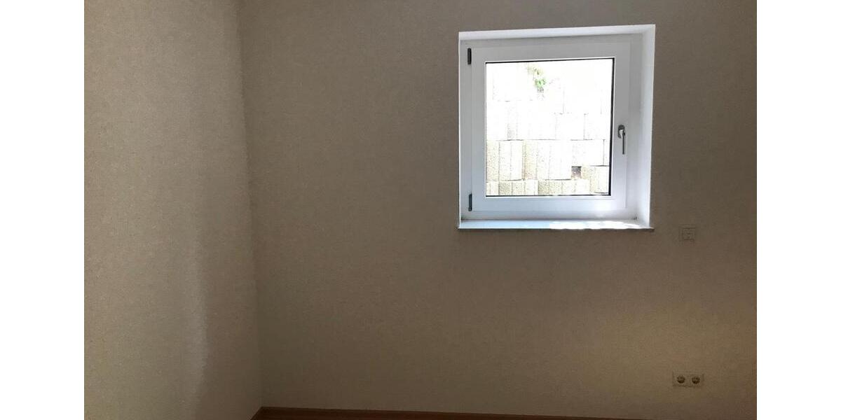 Etagenwohnung Leutenbach - 2 Zimmer, 38 m&sup2;, 820&euro; | Angebot:25105276