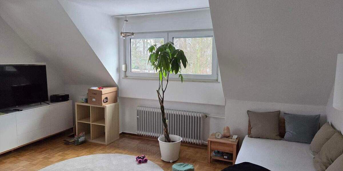 Helle 3-Zimmer-Wohnung im 1. OG mit Garage 3 zimmer