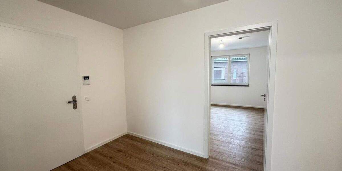 Terrassenwohnung Köln Eil - 3 Zimmer, 100 m&sup2;, 1.690&euro; | Angebot:25052354