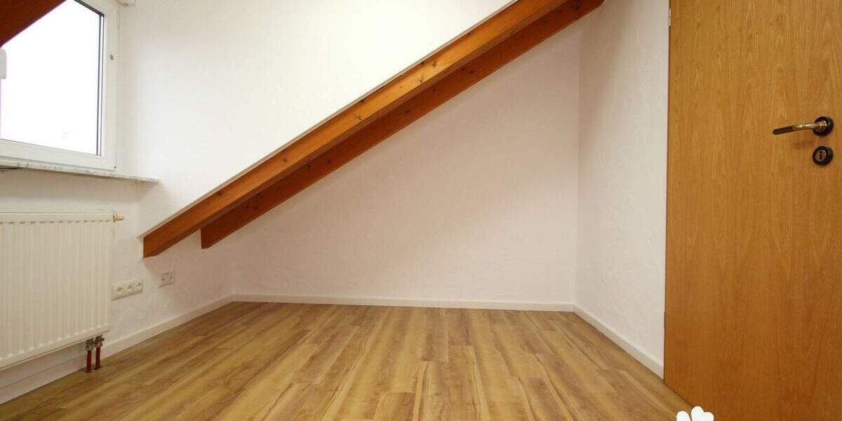 Etagenwohnung Röllbach - 3 Zimmer, 72 m&sup2;, 936&euro; | Angebot:24113762