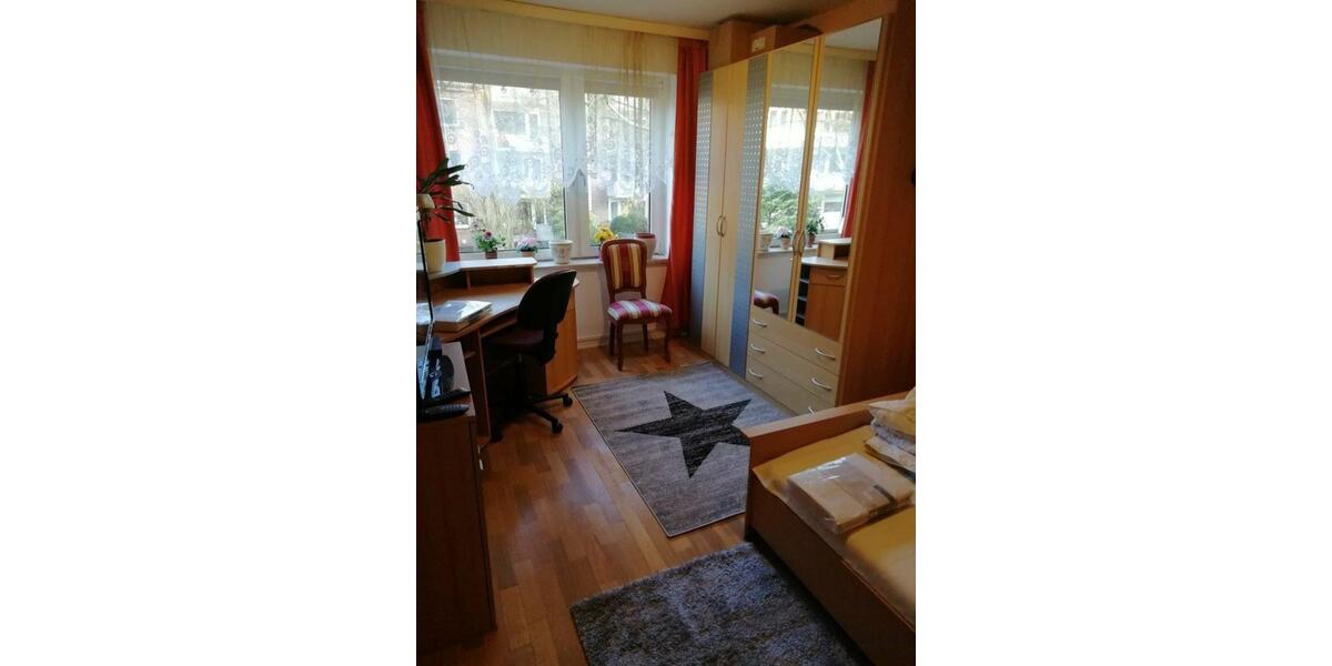 Vermiete ein möbliertes Zimmer an 1 Person in Wandsbek 480 € 1 zimmer
