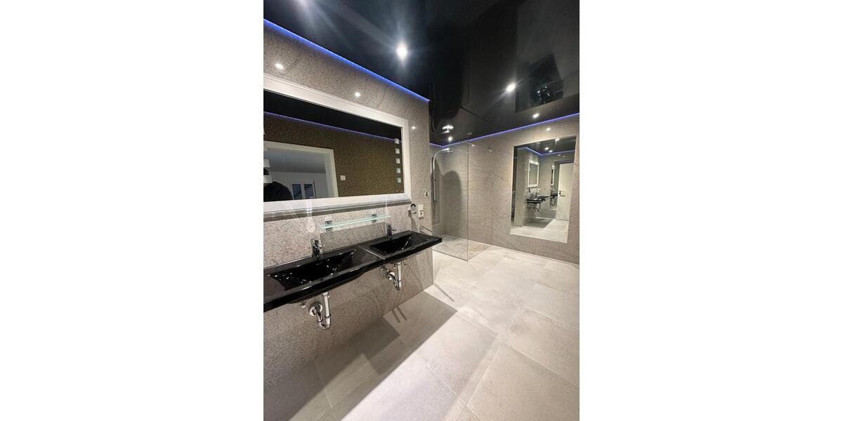 Doppelhaushälfte Püttlingen - 4 Zimmer, 230 m&sup2;, 1.830&euro; | Angebot:26299543