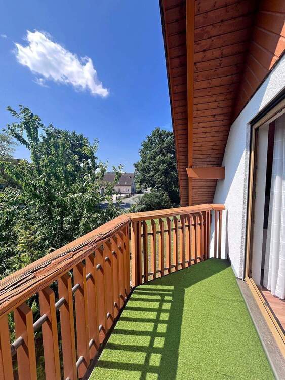 Schönes Einfamilienhaus mit großem Grundstück und Traumblick ins Grüne! 5 zimmer