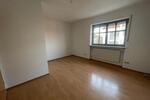 Etagenwohnung Vilsbiburg - 3 Zimmer, 76 m&sup2;, 690&euro; | Angebot:25655657