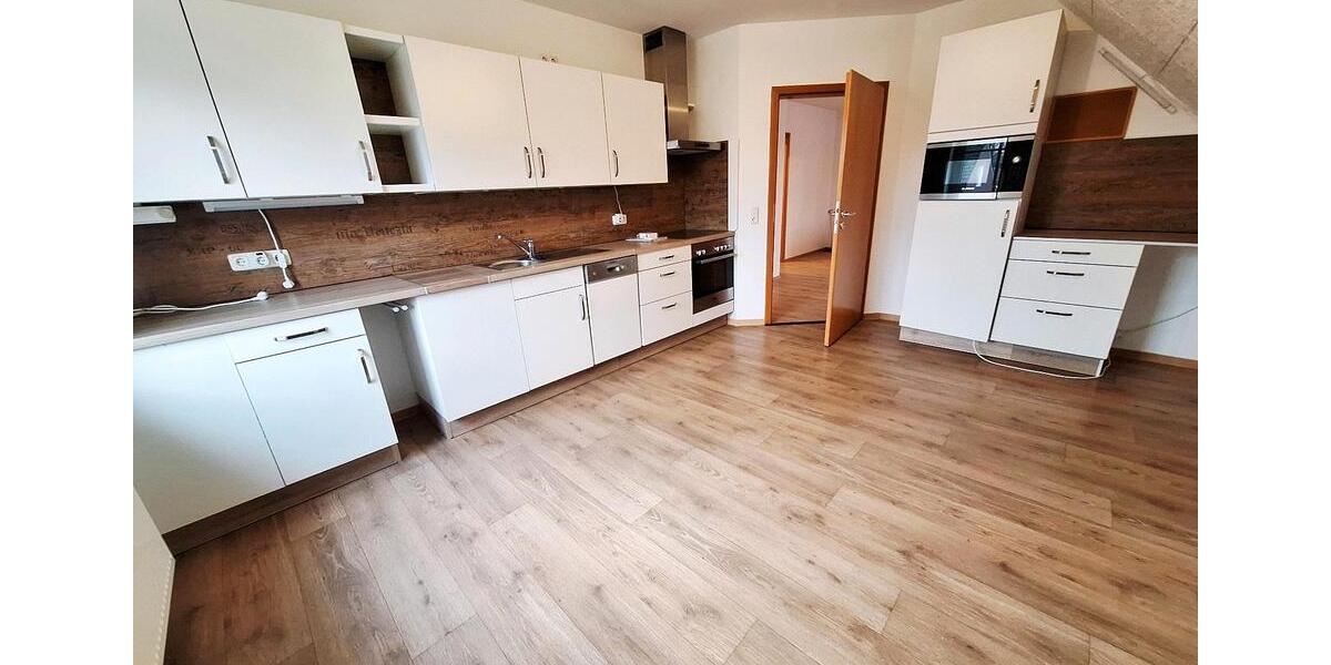 Dachgeschoßwohnung Barßel - 2 Zimmer, 106 m&sup2;, 650&euro; | Angebot:25613354