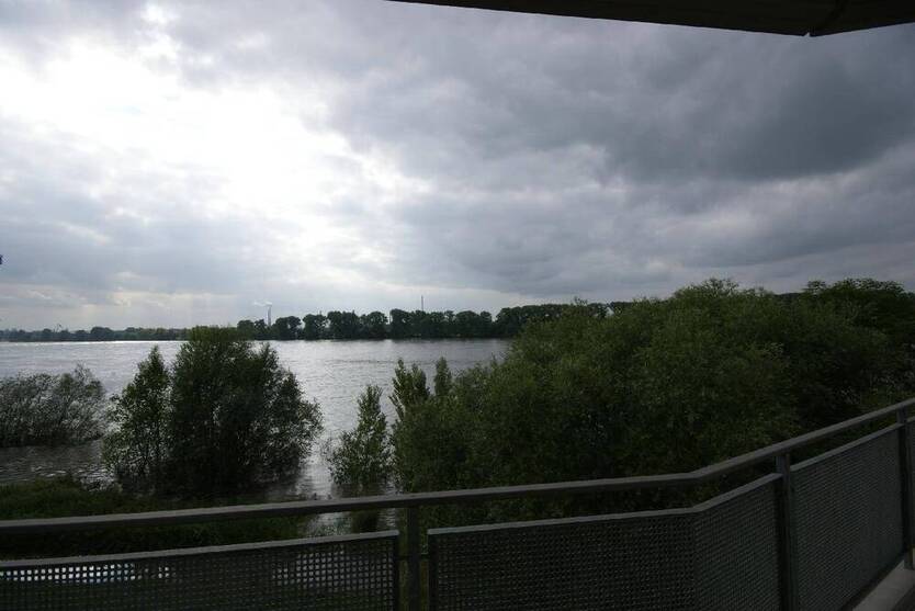 Traumhafter Rheinblick in Köln! Gemütliches Nest für Zwei.