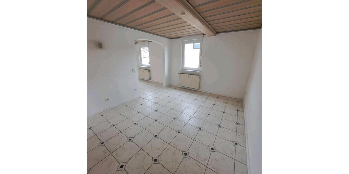 Etagenwohnung Waldaschaff - 3.5 Zimmer, 850&euro; | Angebot:22107893