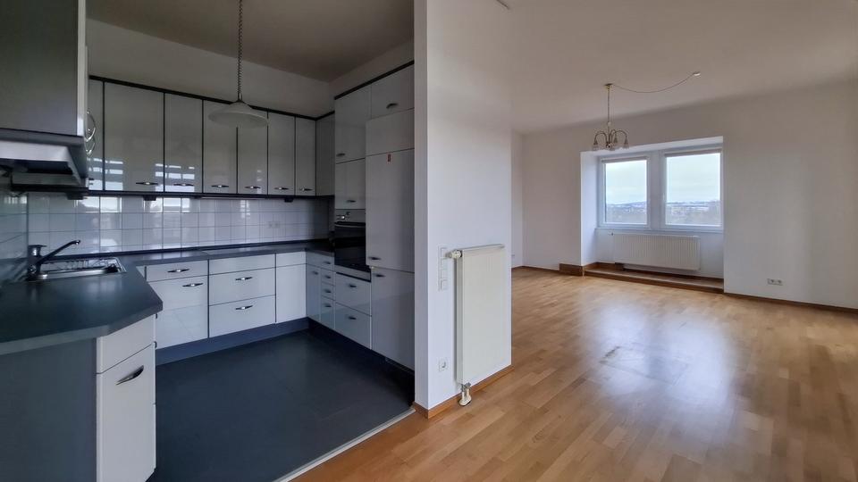 Dachgeschoßwohnung Bad Nauheim - 3 Zimmer, 95 m&sup2;, 1.620&euro; | Angebot:26558023