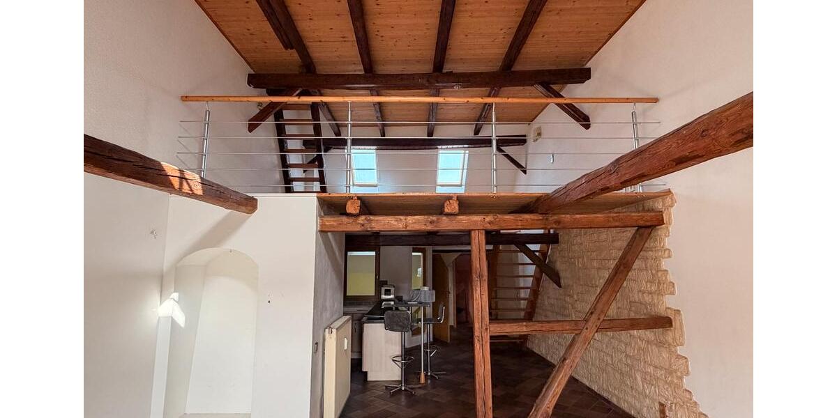 Dachgeschoßwohnung Naumburg (Saale) - 3 Zimmer, 100 m&sup2;, 765&euro; | Angebot:26426151
