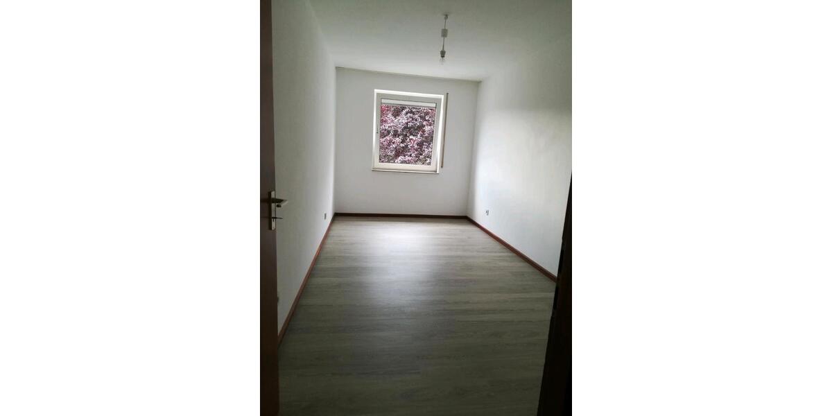 Etagenwohnung Wiehl - 2 Zimmer, 54 m&sup2;, 680&euro; | Angebot:25406236