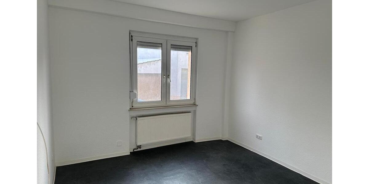 Erdgeschoßwohnung Hanau Groß-Steinheim - 3 Zimmer, 73 m&sup2;, 1.100&euro; | Angebot:24781057
