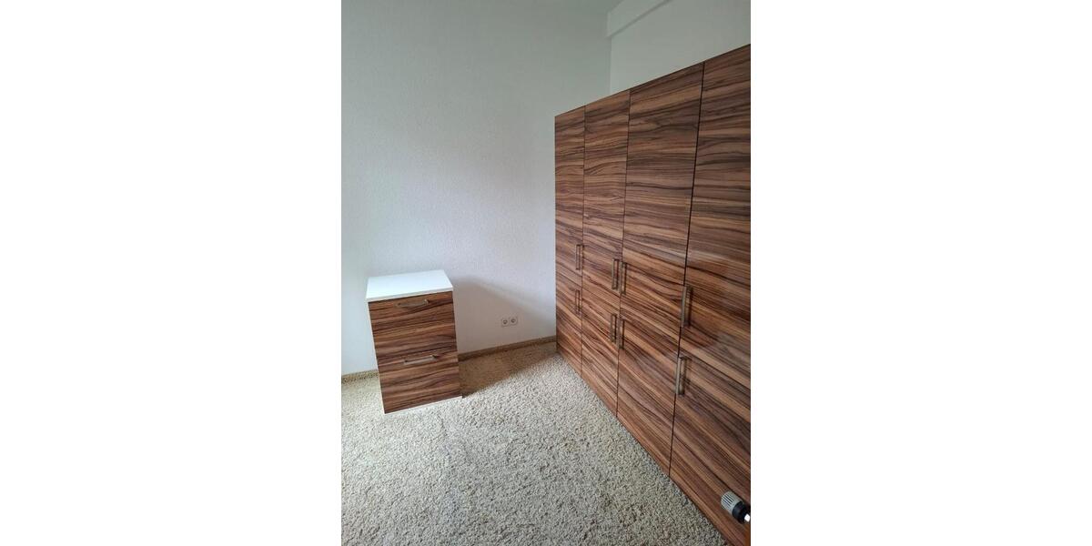 Etagenwohnung Meerane - 2 Zimmer, 55 m&sup2;, 310&euro; | Angebot:26351172
