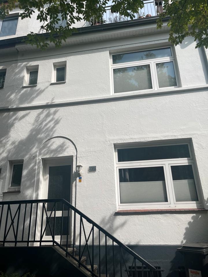 !!Anfragestopp!! 2 Zimmer Wohnung im Villenviertel