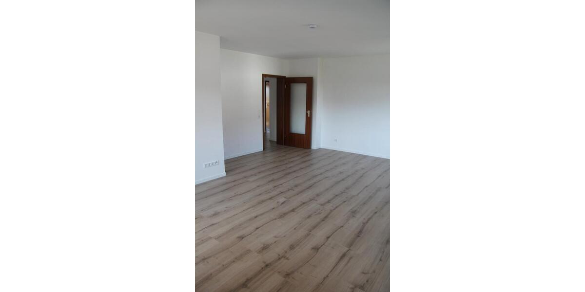 Etagenwohnung Roth - 3 Zimmer, 84 m&sup2;, 1.100&euro; | Angebot:26261890