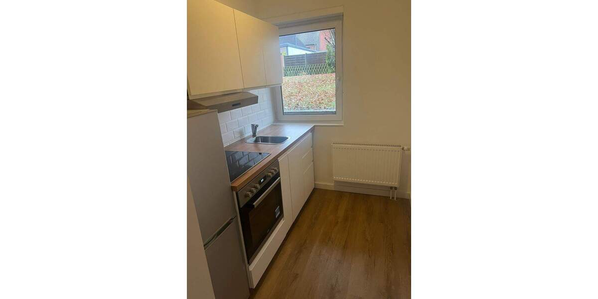 SCHÖN AUSGESTATTETES APPARTMENT MIT EINBAUKÜCHE UND BALKON IN NEUSS-HOLZHEIM 1 zimmer